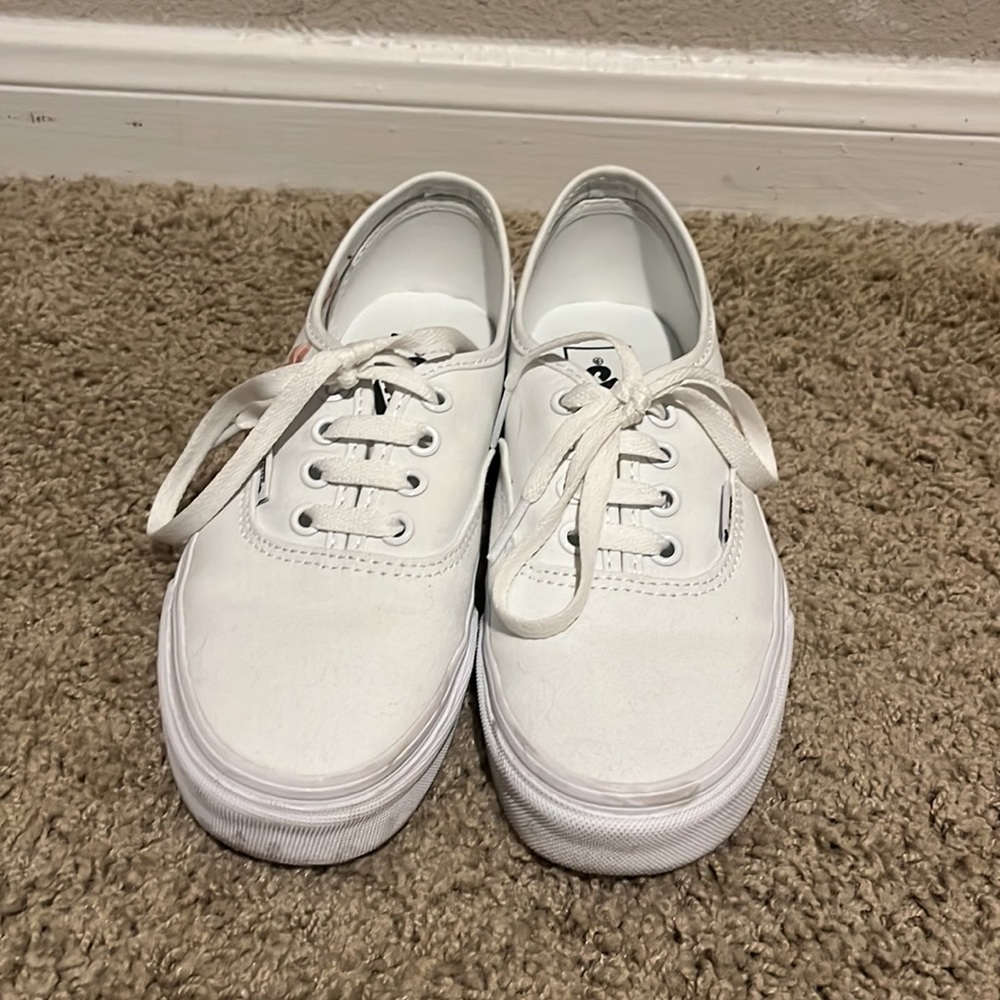 L initial vans - Picture 2 of 6